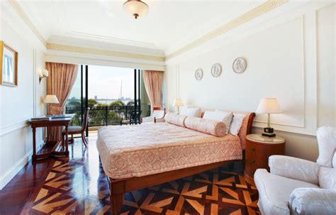 4217 versace|Gold Coast Versace rooftop condominium with private 25m .